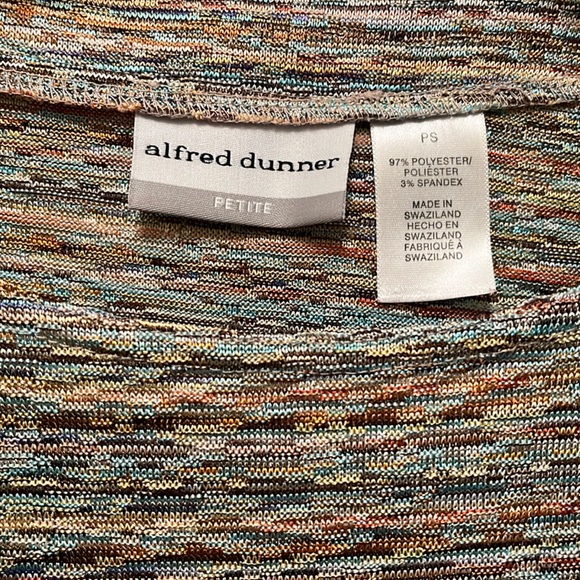 Ladies 1 Piece Tank and Jacket - Picture 2 of 4